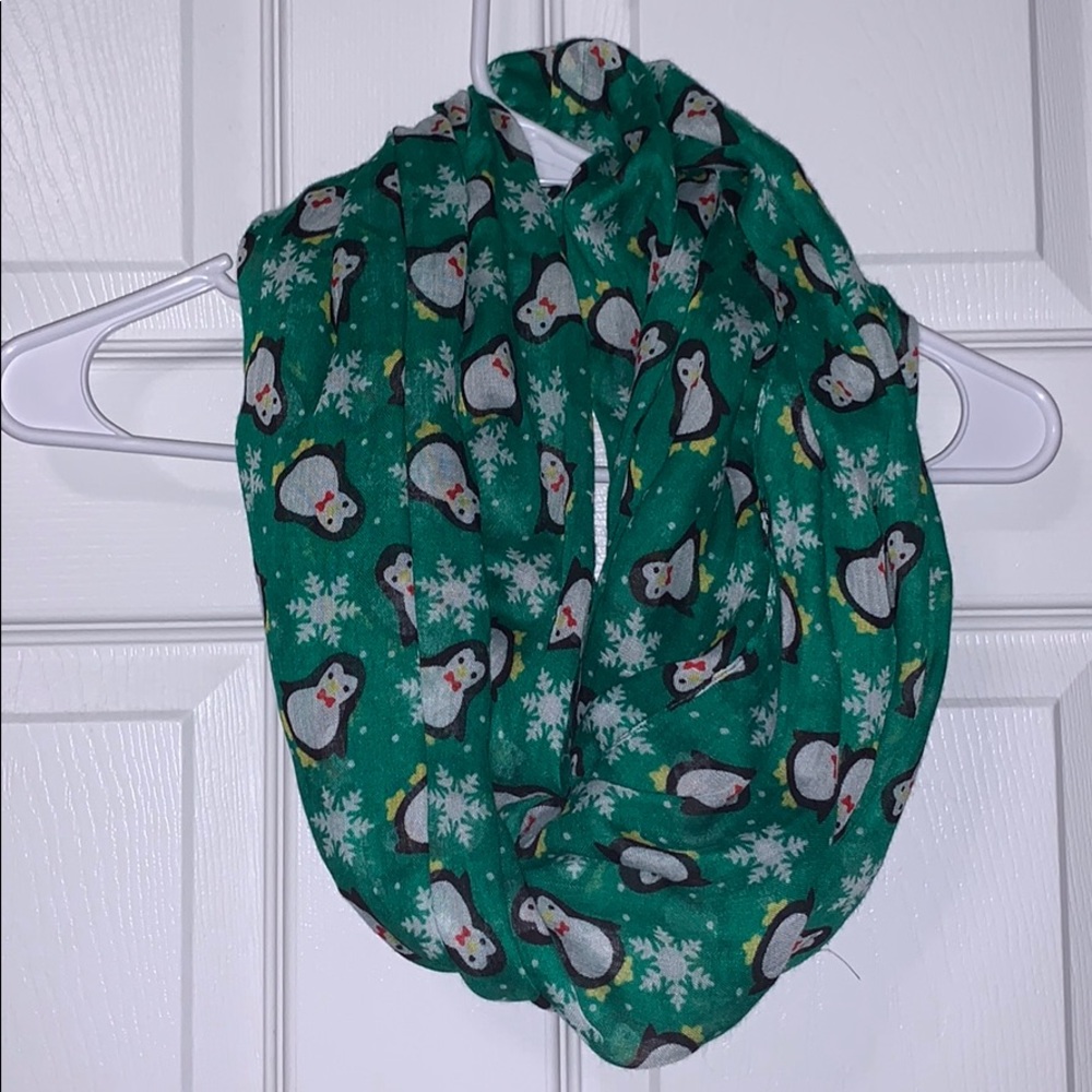Collectioneighteen Penguin scarf